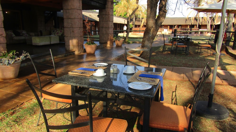 Zebra Country Lodge 34/50