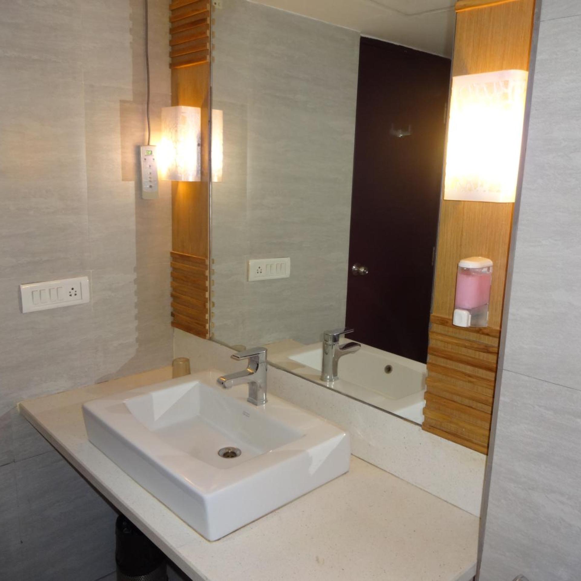 Oyo Premium Karkhana Secunderabad 60/63