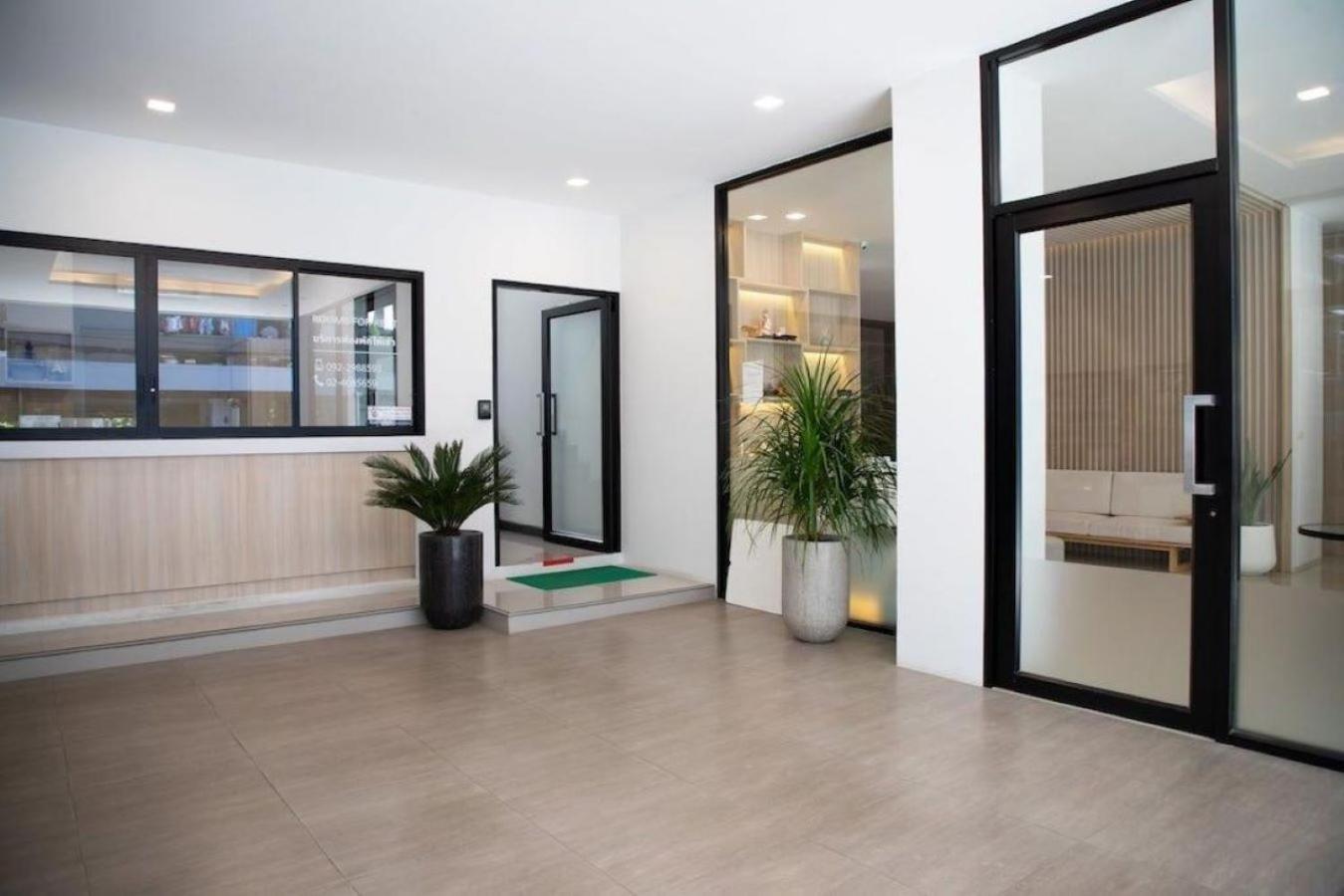 J and L Residence and Spa 14/24
