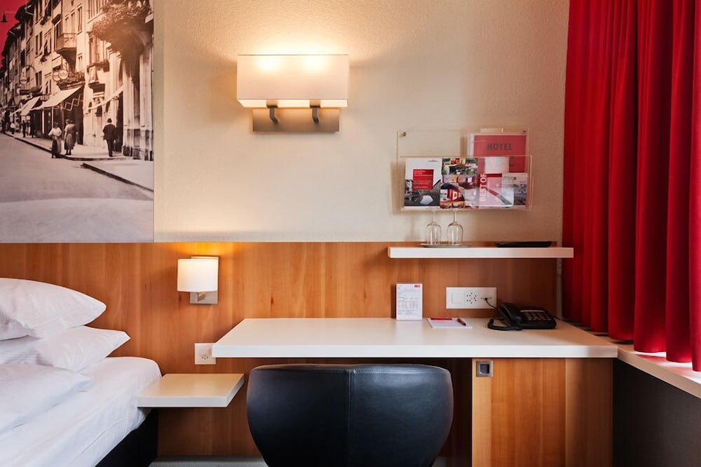 Hotel Wartmann am Bahnhof 26/30