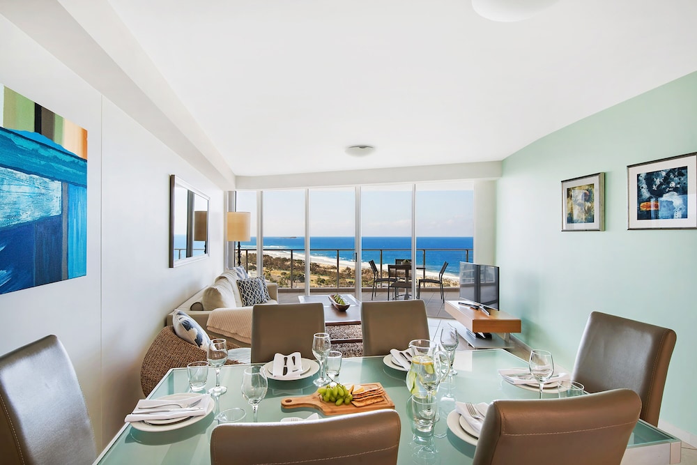 THE SEBEL MAROOCHYDORE 60/72