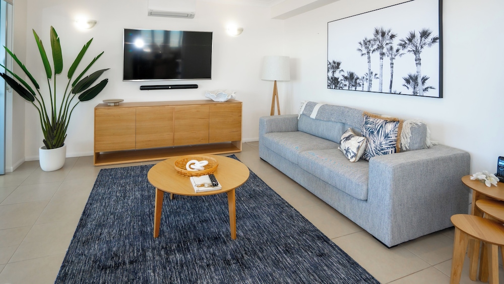 Vue Apartments Trinity Beach 30/50