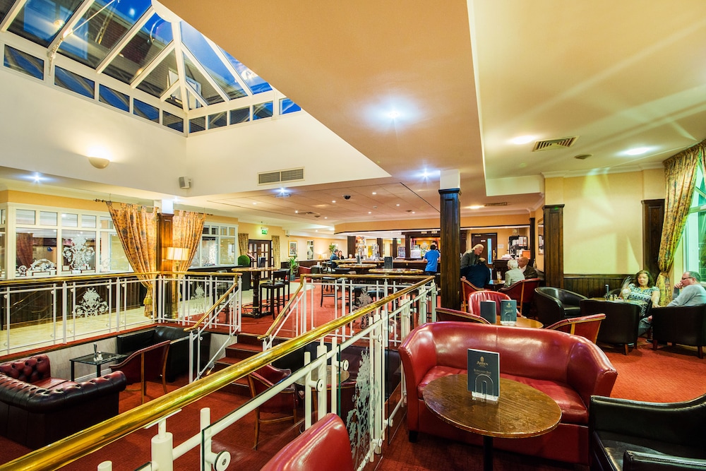 The Arden Hotel & Leisure Club 59/70