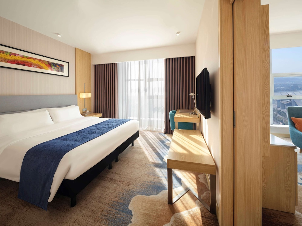 ibis Styles Changsha Intl Exhibition Ctr 24/70