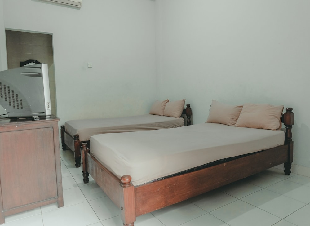 Hotel Diana 11/20