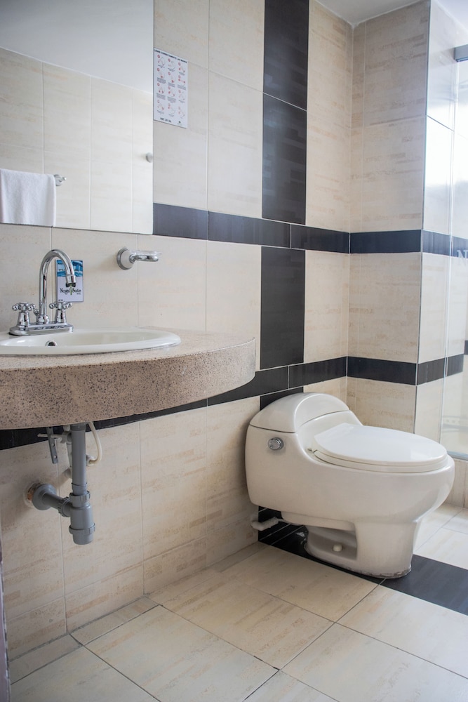 Nogal Suite Hotel Pasto 49/50
