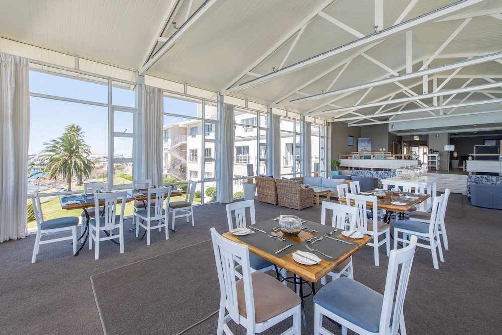 Saldanha Bay Hotel 25/50