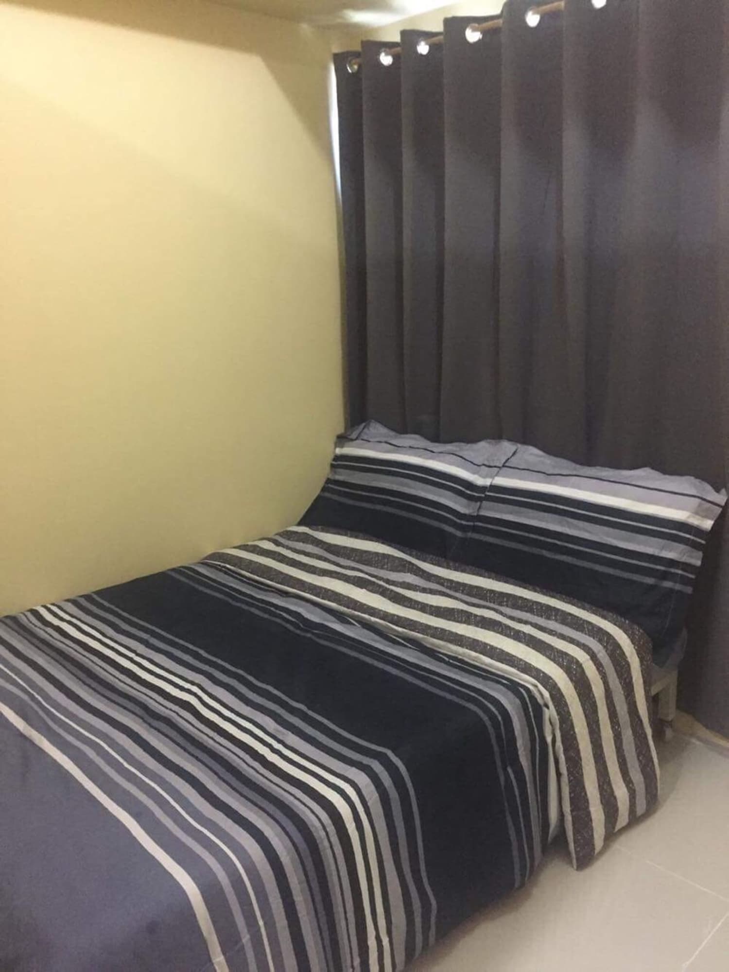 1 BEDROOM