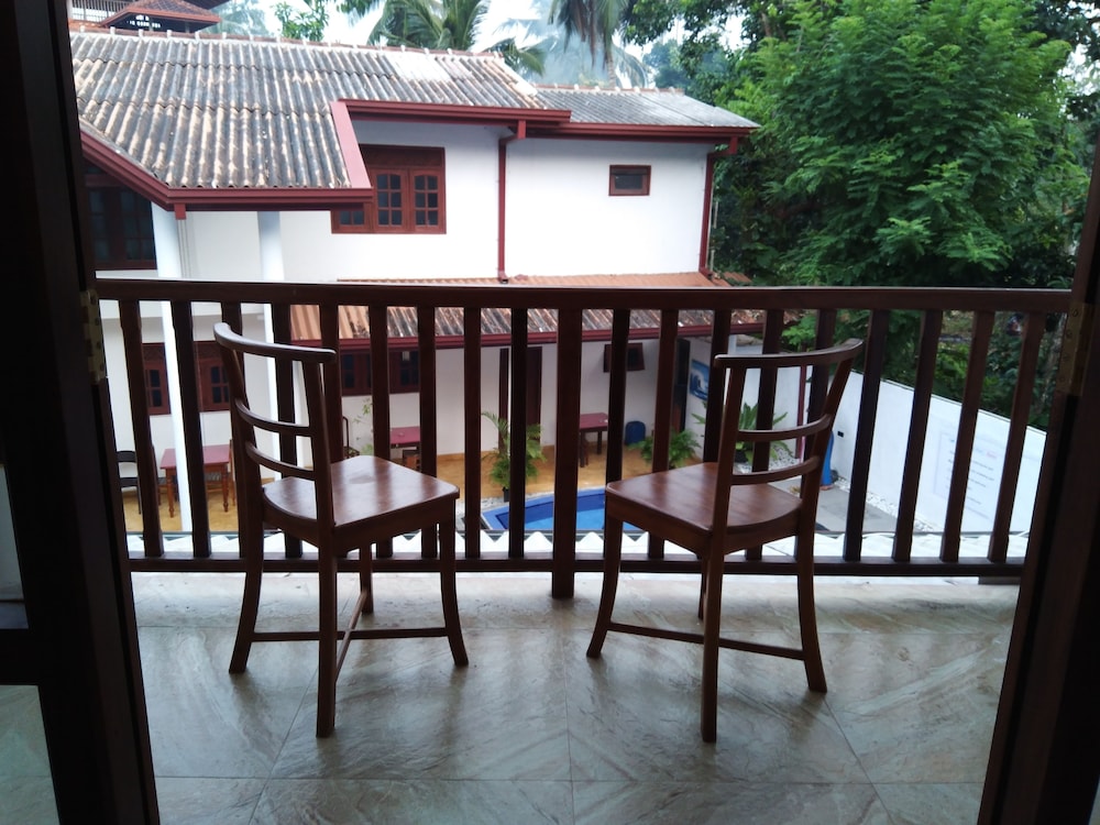 Galle Cemellia 32/44
