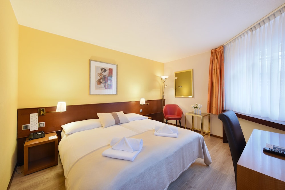 Tulip Inn Beaulieu Lausanne 25/69