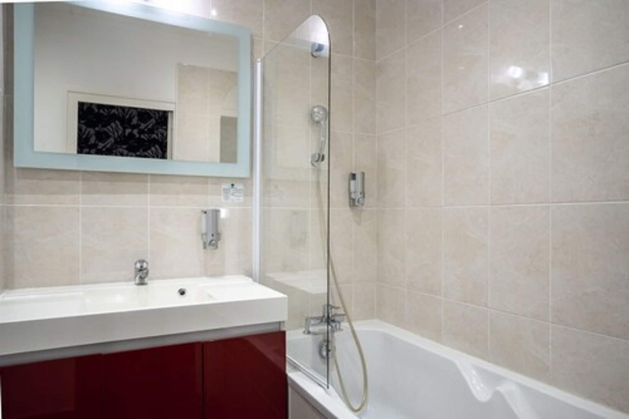 غرفة كومفورت بسرير مزدوج، Hotel Voltaire Opera Nantes 3/3
