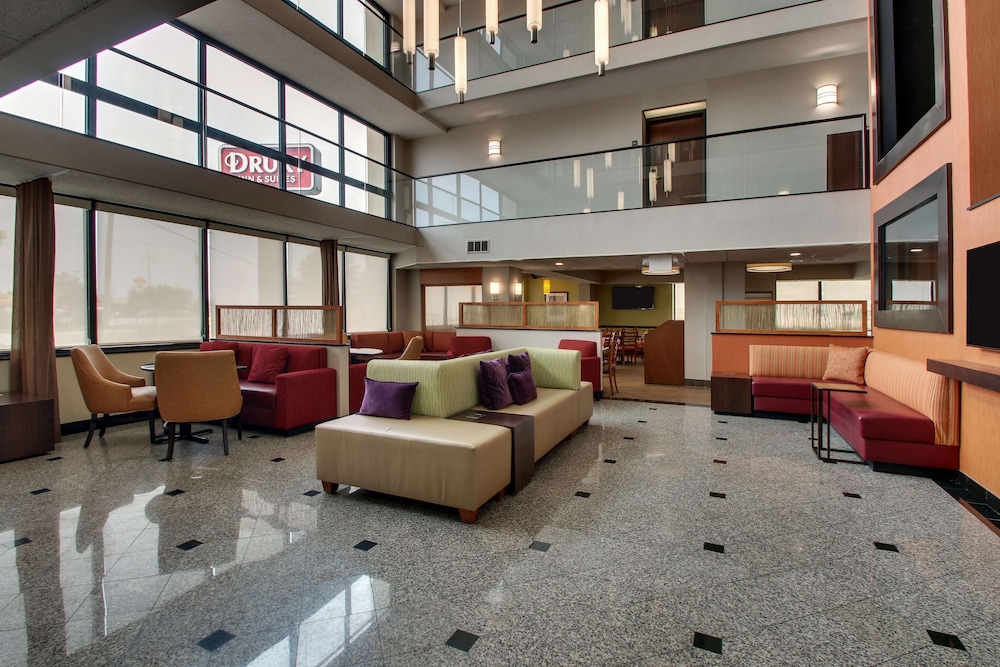 Drury Inn and Suites Bowling Green KY 29/50