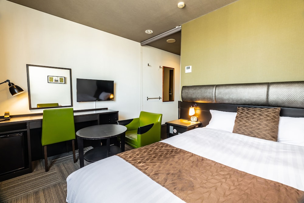 Hotel Quest Shimizu 24/45