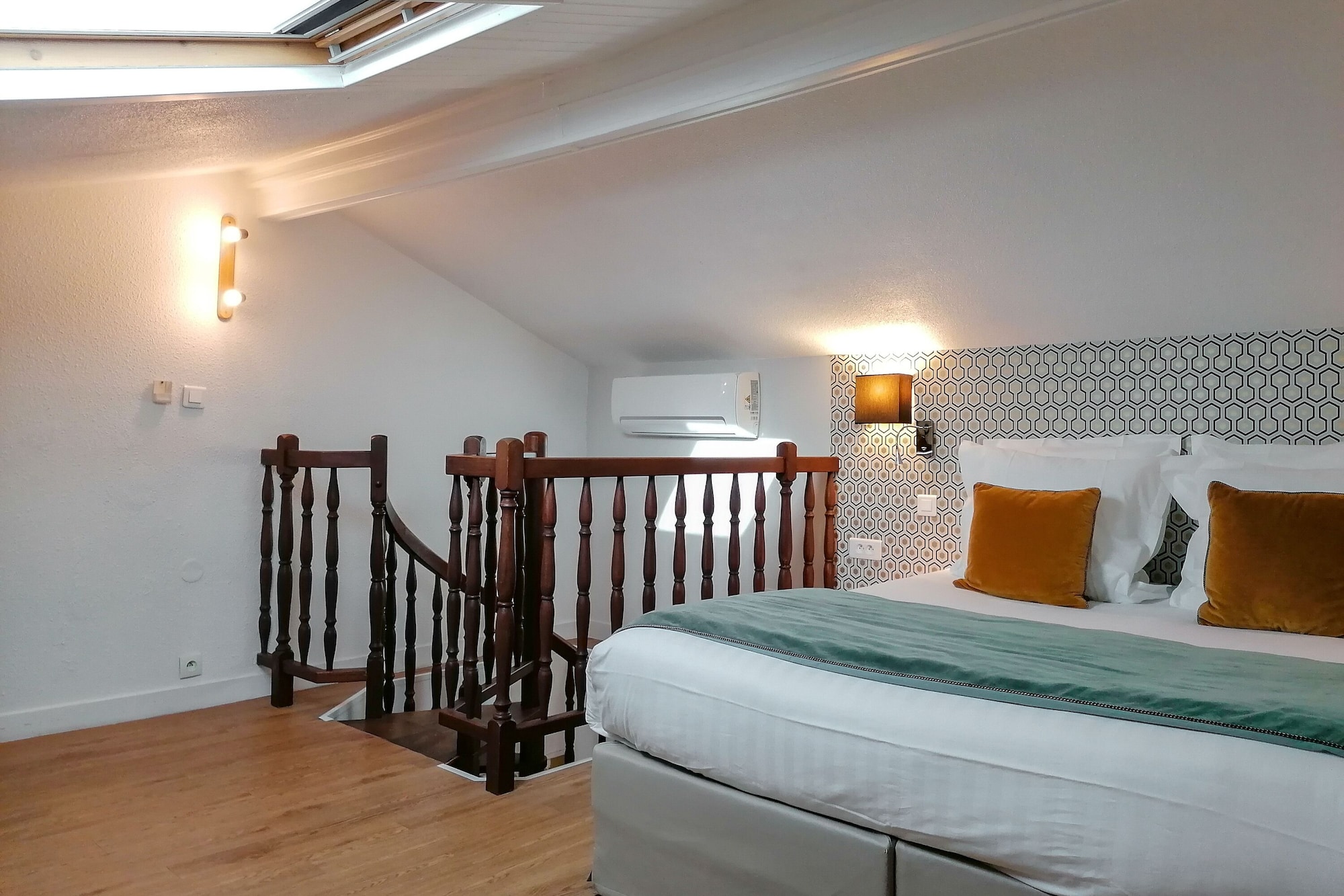Duplex, Balcony