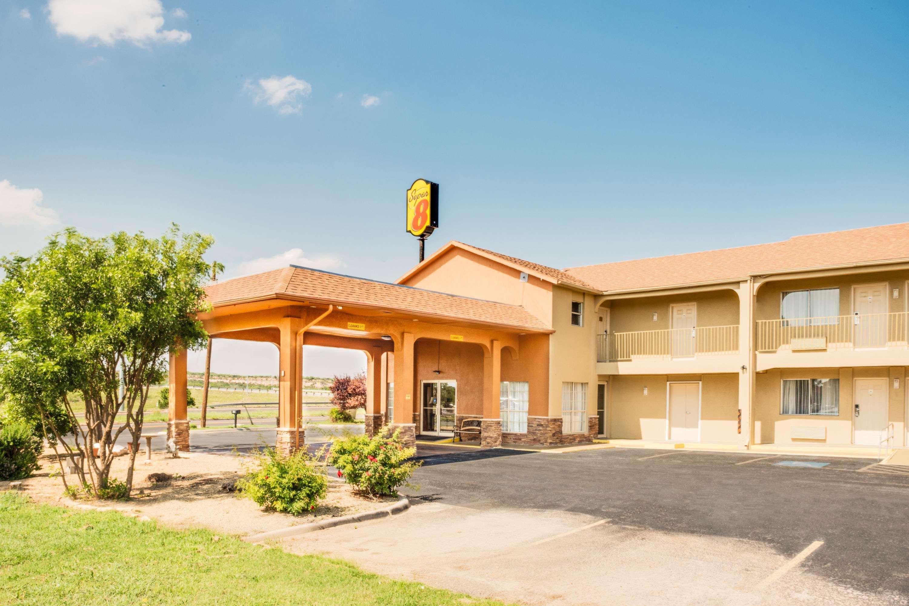 Super 8 By Wyndham Big Spring Tx Motel