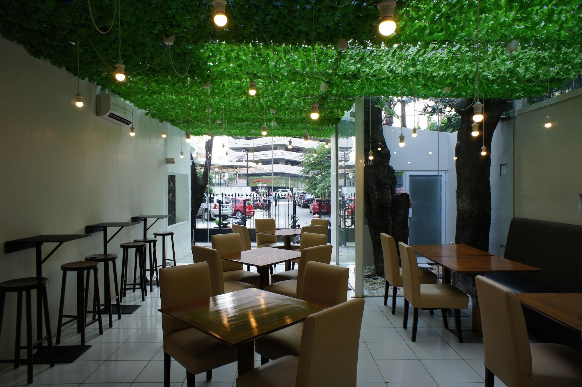 Menteng House 24/38