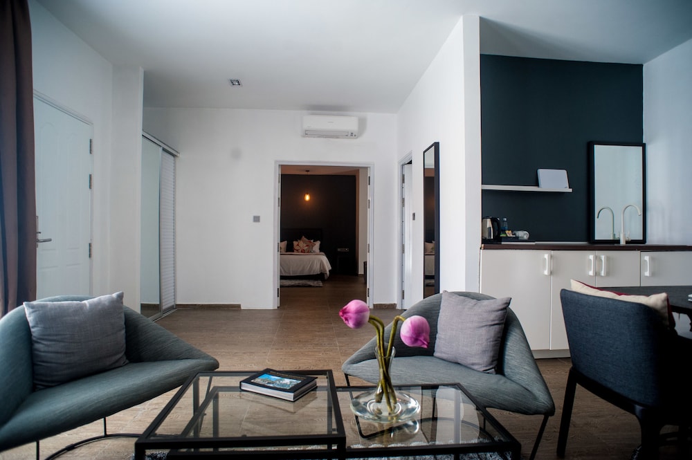 White Boutique Hotel and Residences 47/72