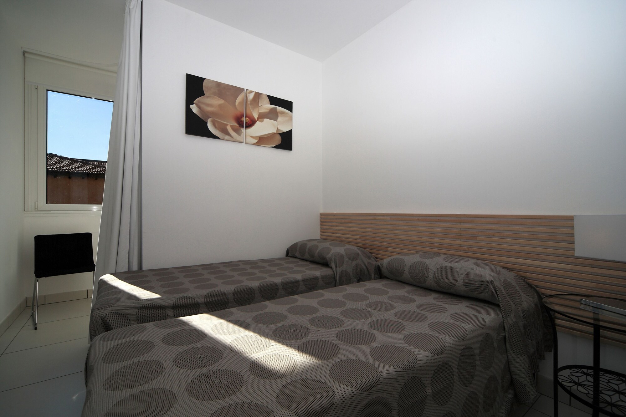 2 Bedrooms, Family, Apartment, Double and Twin Beds, Pool View, Pool Side