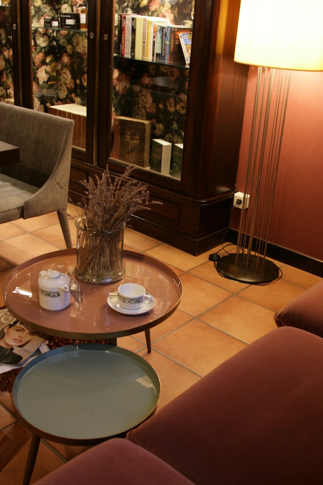 Hotel Albion 35/47