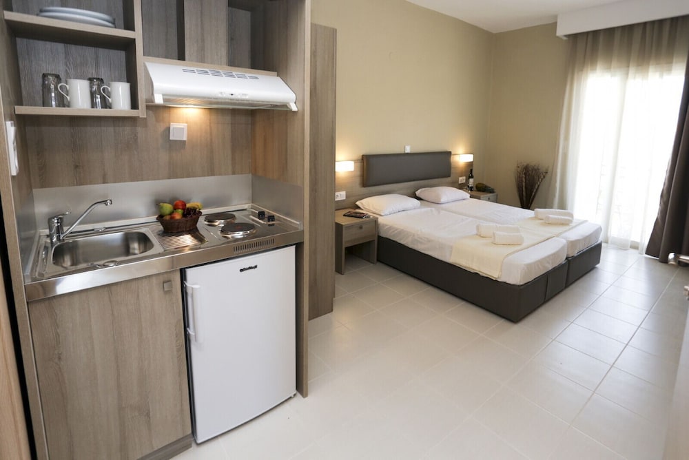 Hotel Sirines 13/50