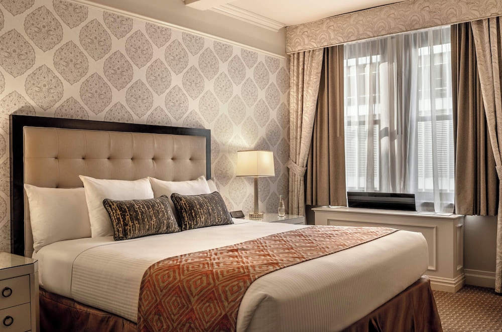 1 Bedroom, Avenue, Suite, King Bed