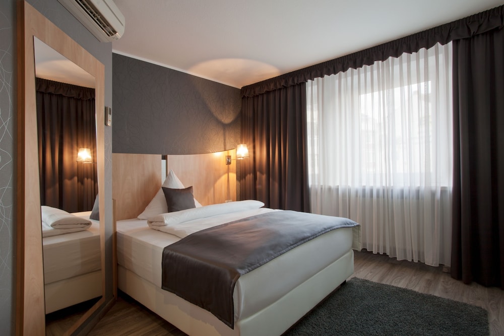 Hotel Asahi 9/52