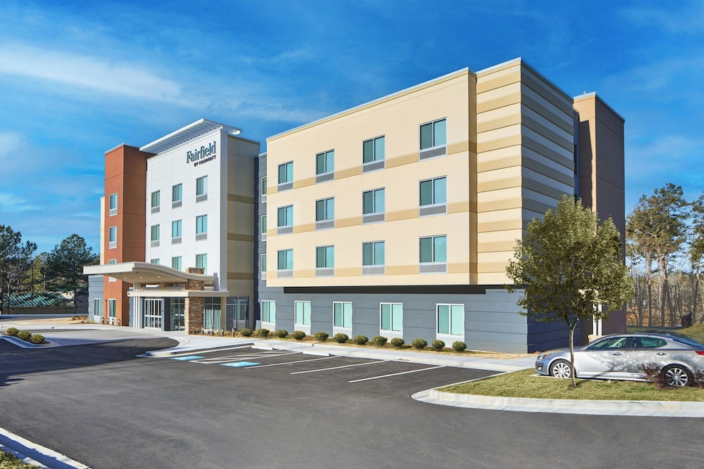 Fairfield By Marriott Inn & Suites Cornelia 24/25