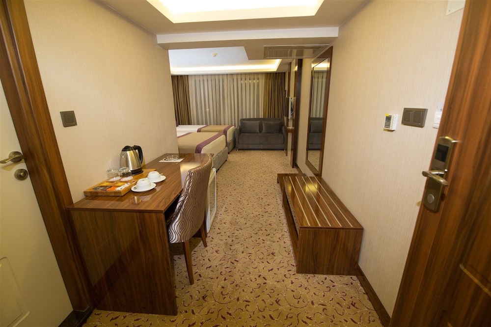 Huzur Thermal Hotel 29/50