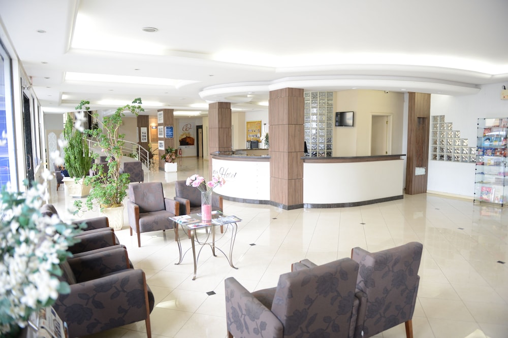 CENTER HOTEL 3/24