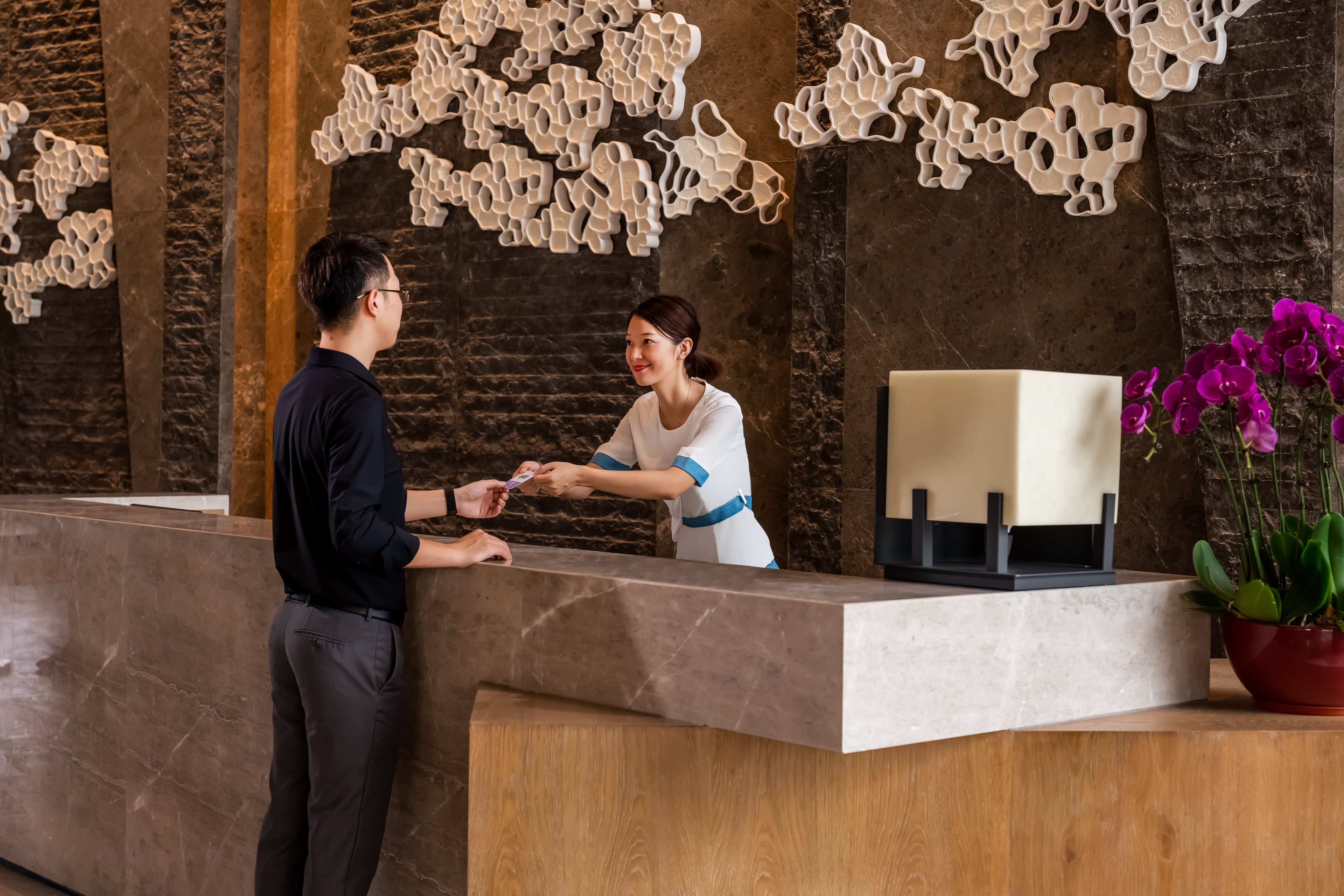 HOLIDAY INN RESORT SANYA BAY 3/50