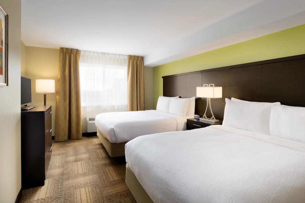 Staybridge Suites West Edmonton 13/78