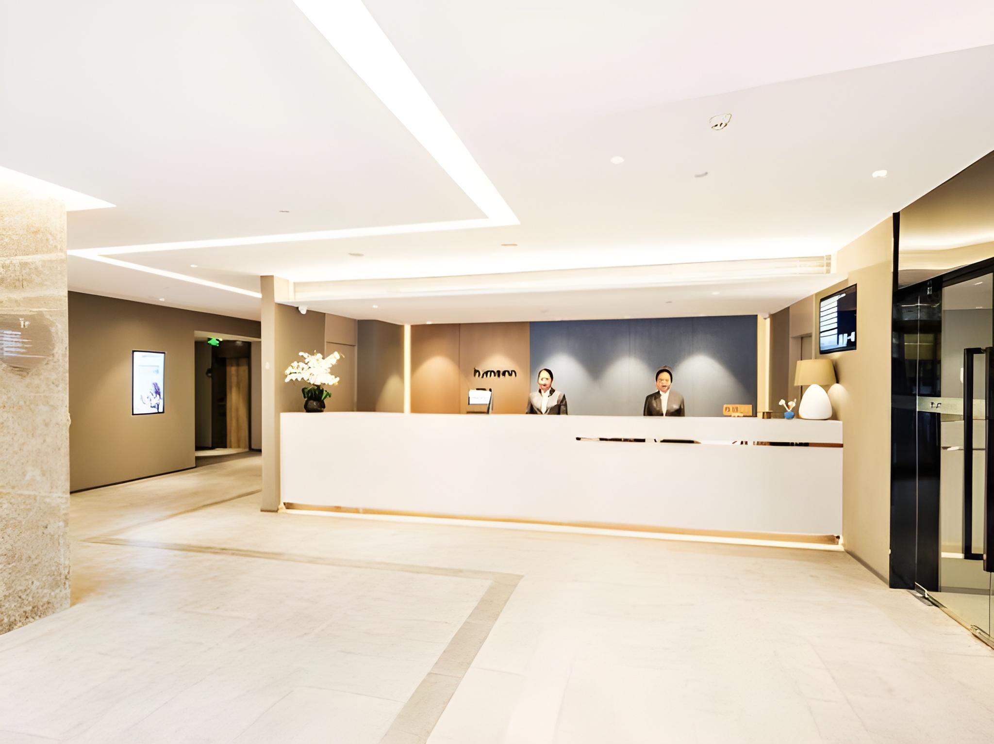 Home Inn Neo (Tianjin Railway Station Binjiang Road Pedestrian Street) 7/26