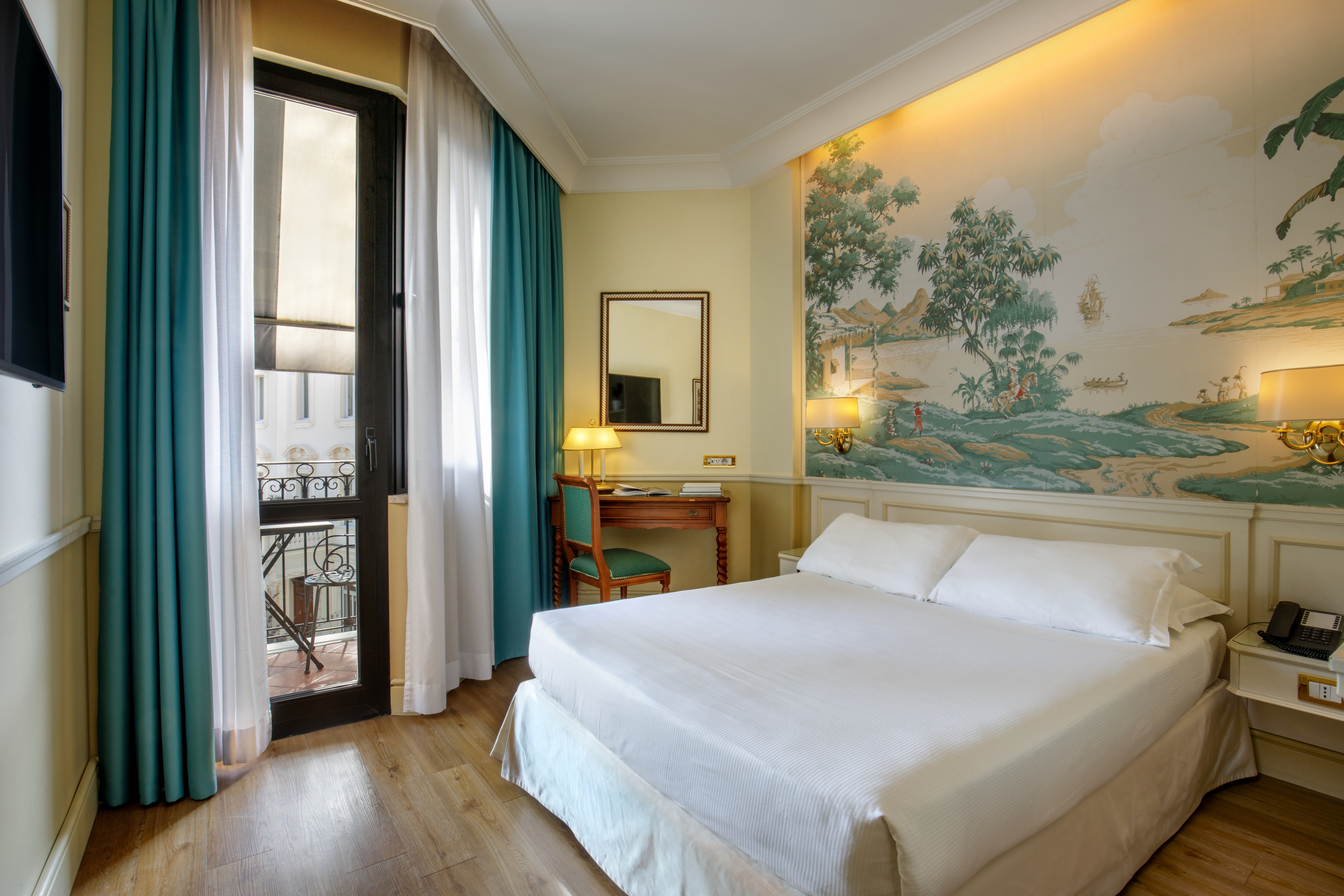 Classic, French Bed