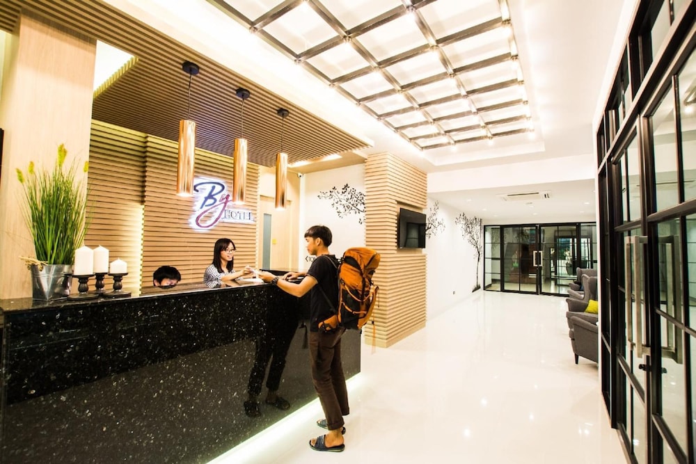 B Y Hotel Kanchanaburi 5/63