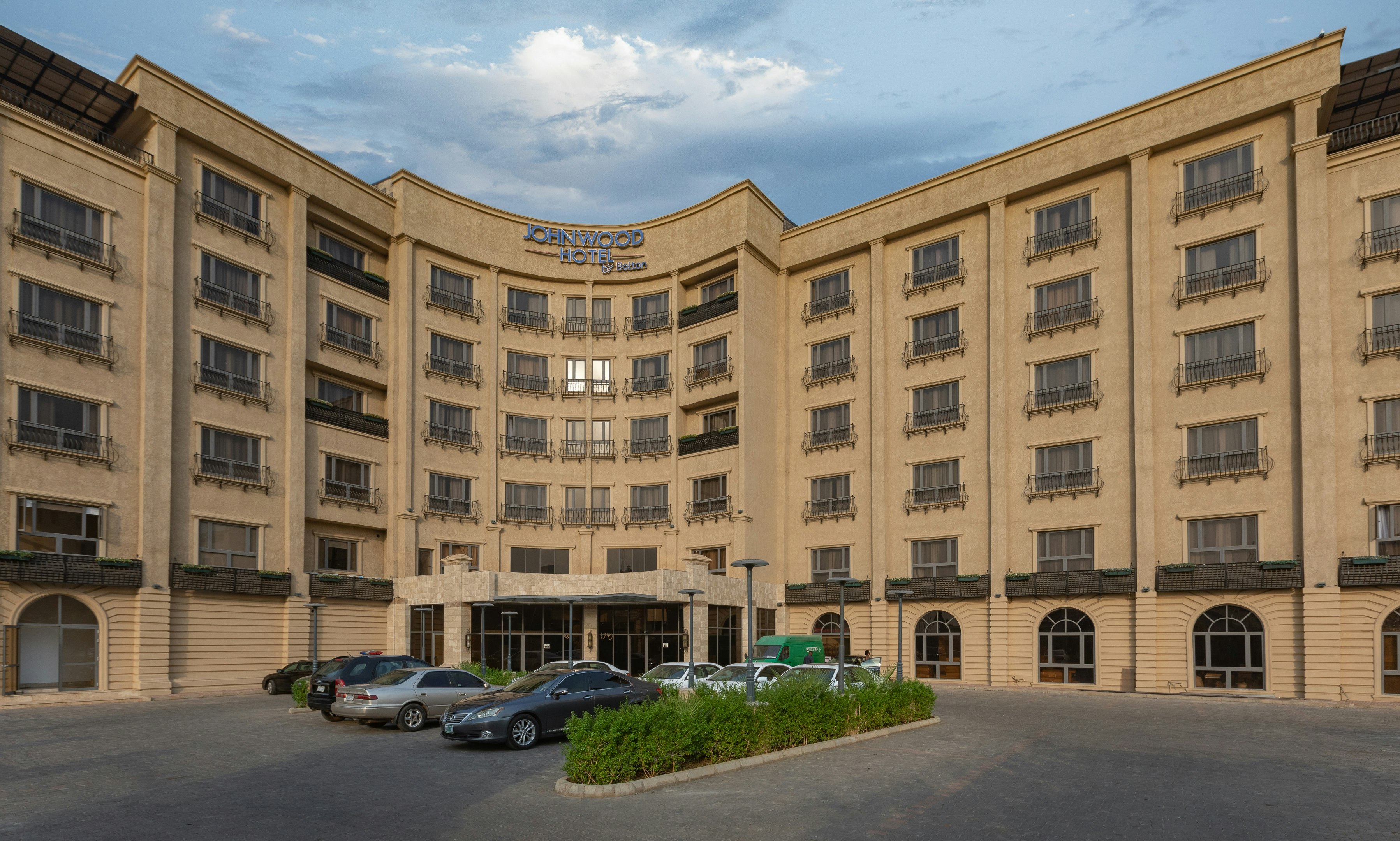 Johnwood Hotel by Bolton 36/44