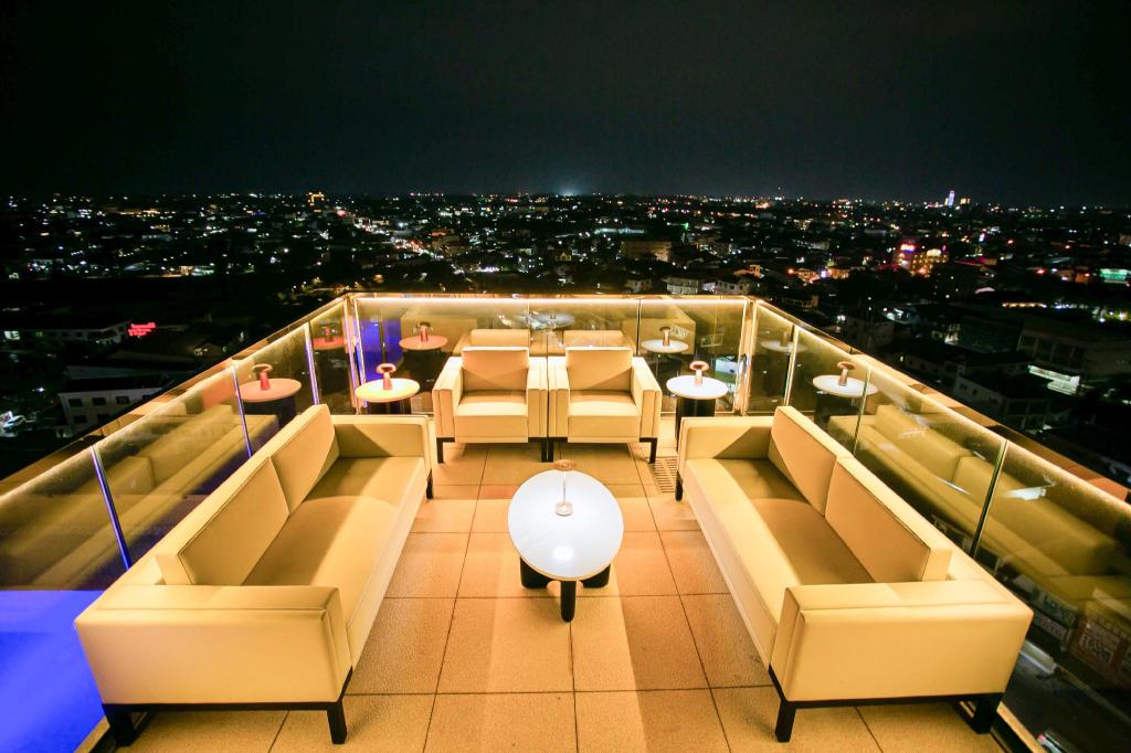 Ramada by Wyndham Vientiane Central 6/54