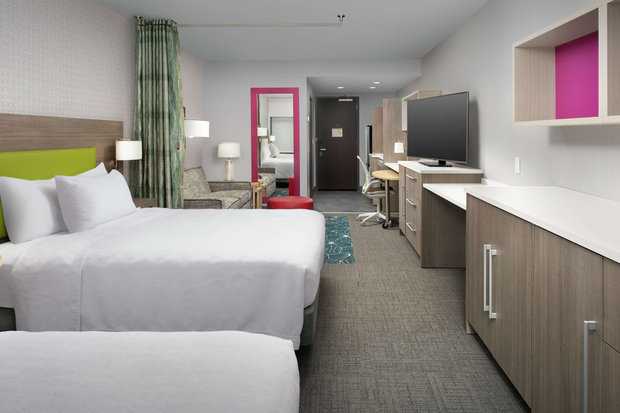 STUDIO, 2 QUEEN BEDS, ACCESSIBLE