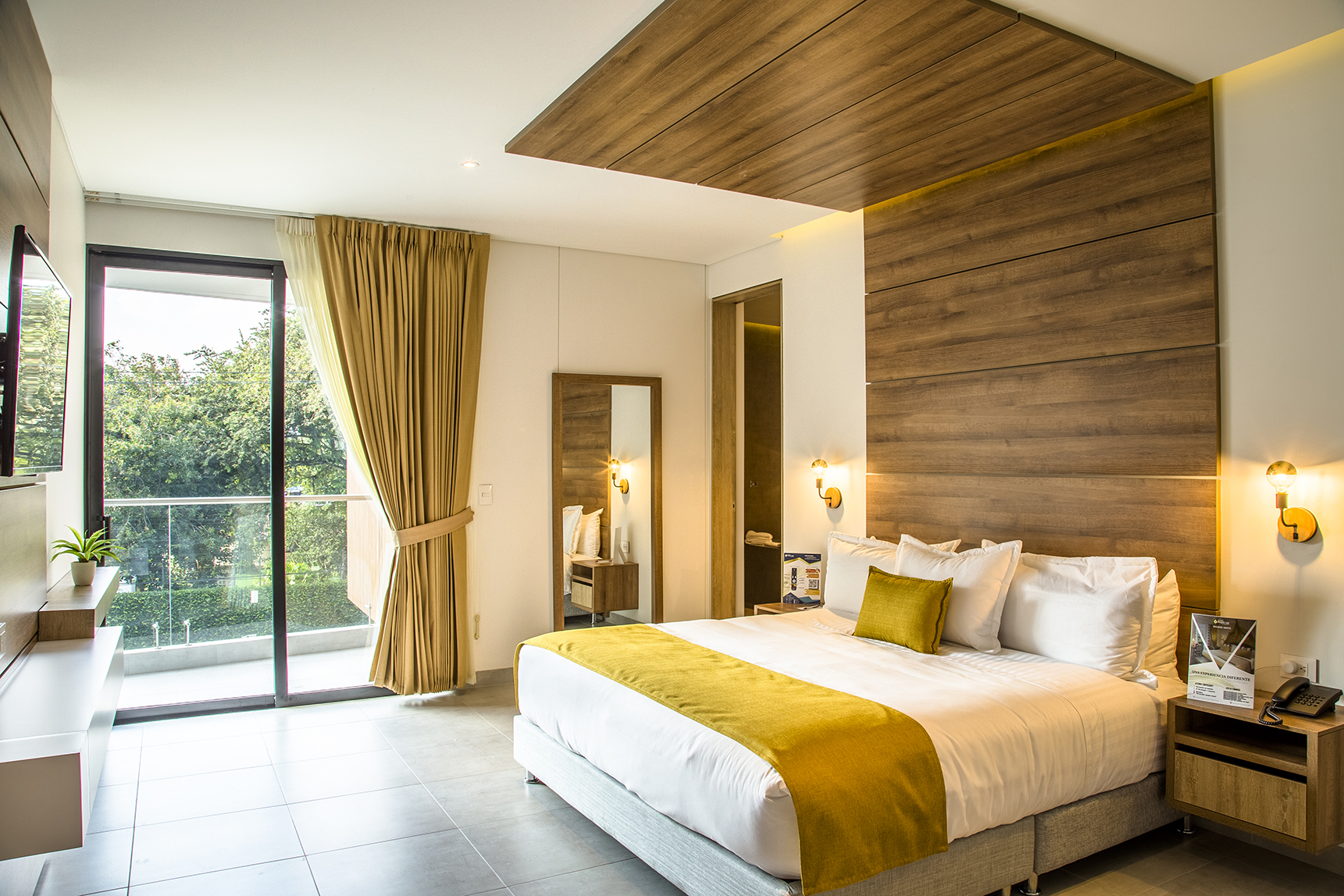 Hotel Pance 122 9/61
