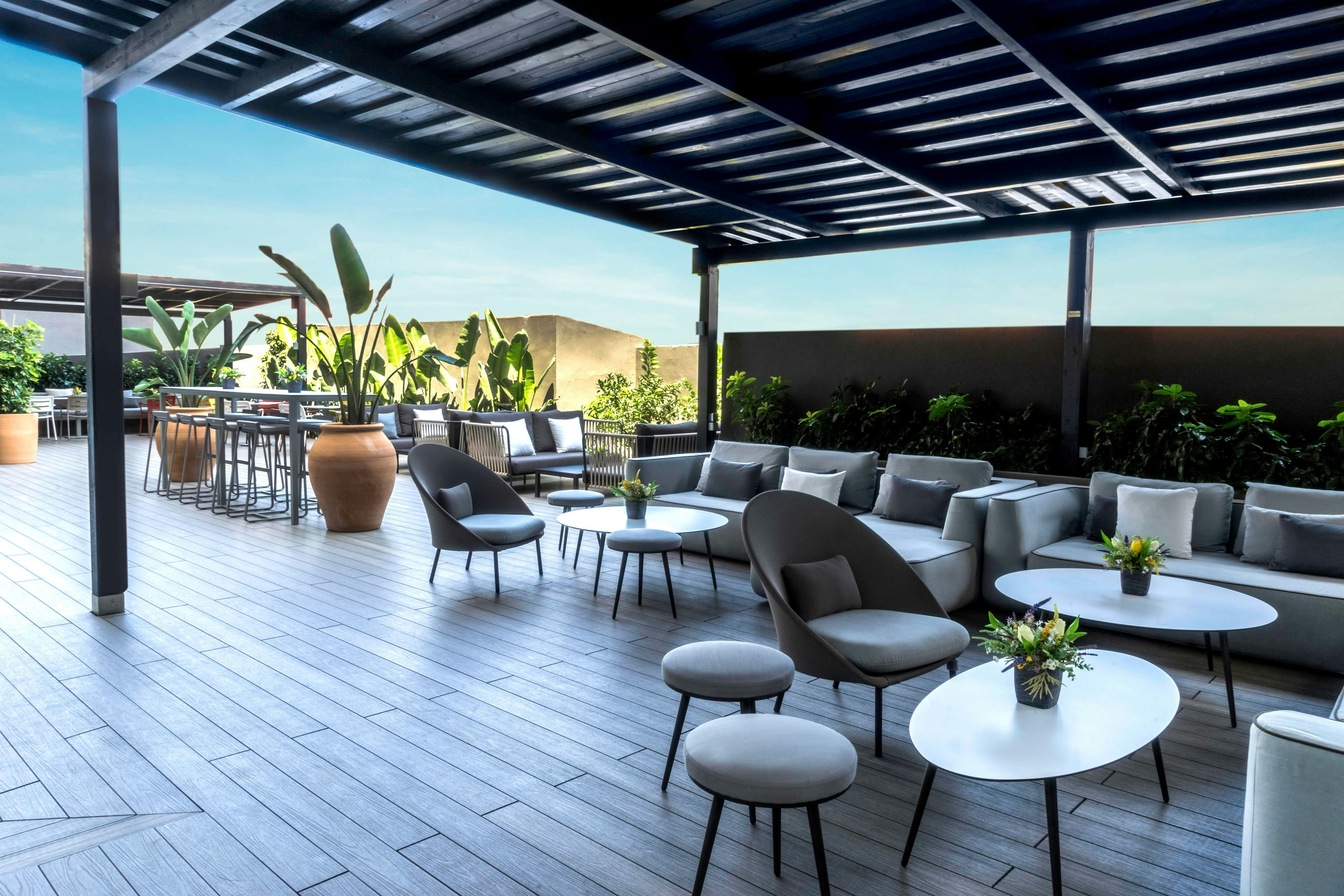 AC Hotel Valencia by Marriott 46/71