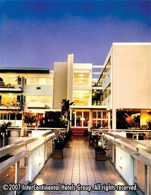 Holiday Inn Express San Diego Downtown 7/56