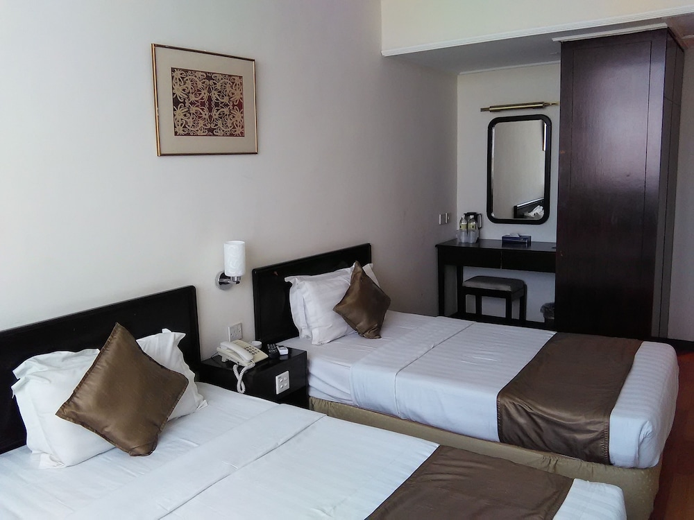 Telang Usan Hotel 22/44