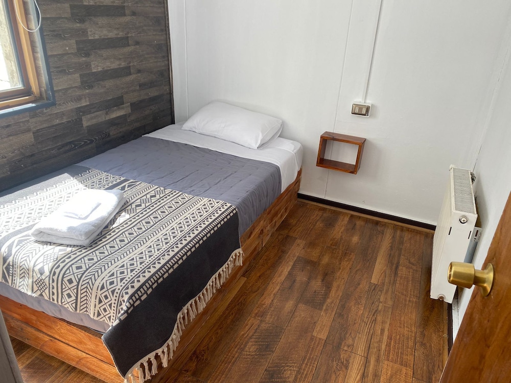 Hostal Ochen Punta Arenas 7/24