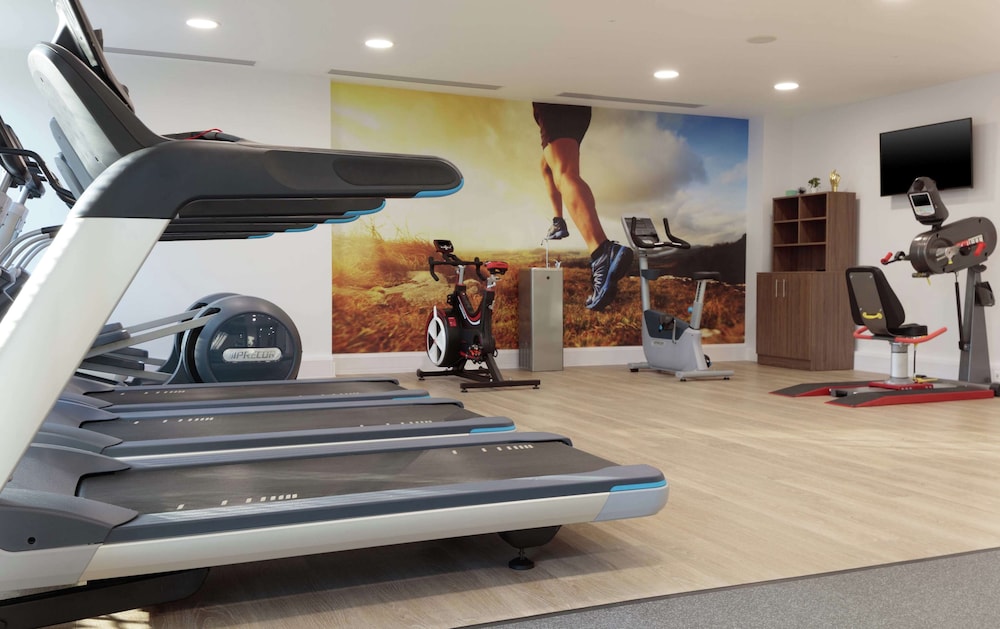 Hampton By Hilton Edinburgh Airport 20/56