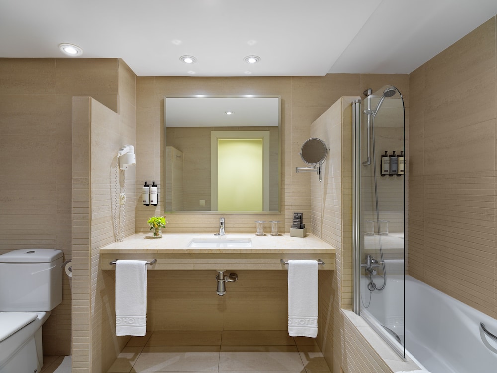 H10 Estepona Palace 50/50