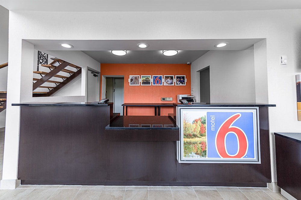 Motel6 Warminster, PA 7/48