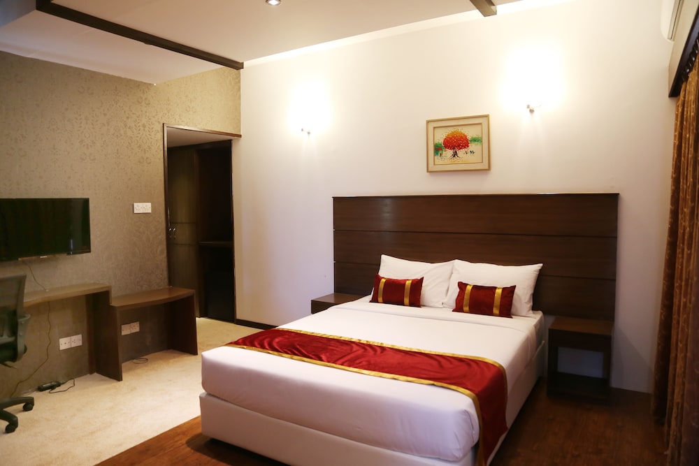 GRAND ORIENTAL HOTEL 19/60
