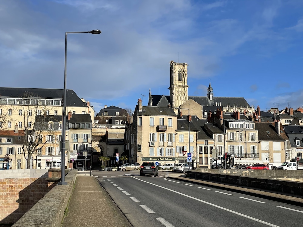 Hotel de Verdun 44/55