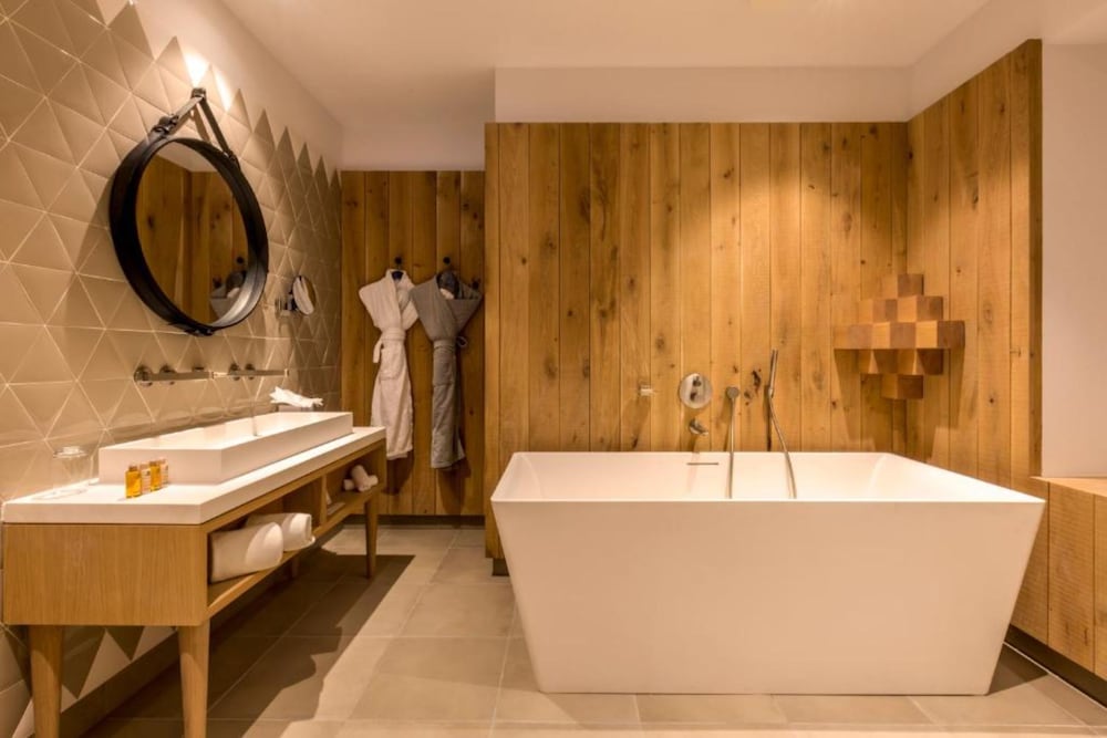 Le Yule Hotel & Spa 50/50