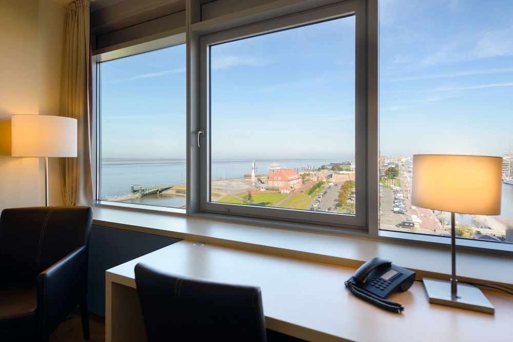 Atlantic Hotel Sail City 50/62