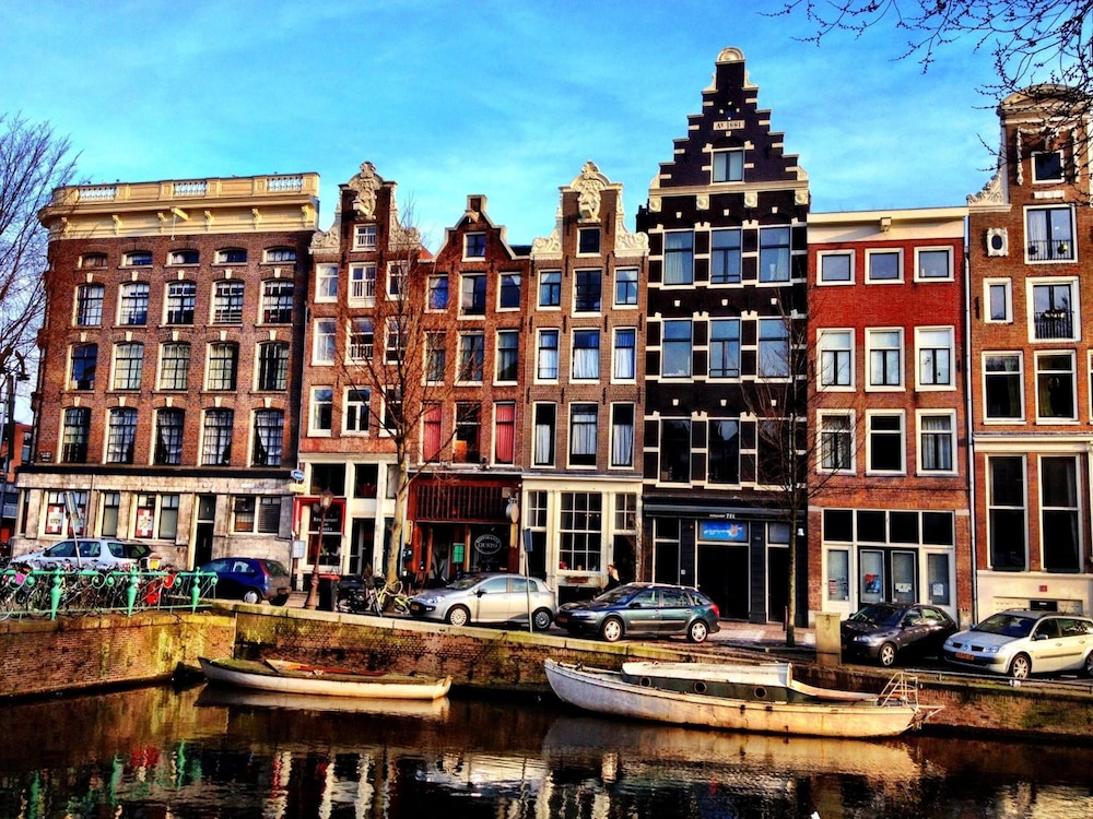 Tulip of Amsterdam B&B 4/33
